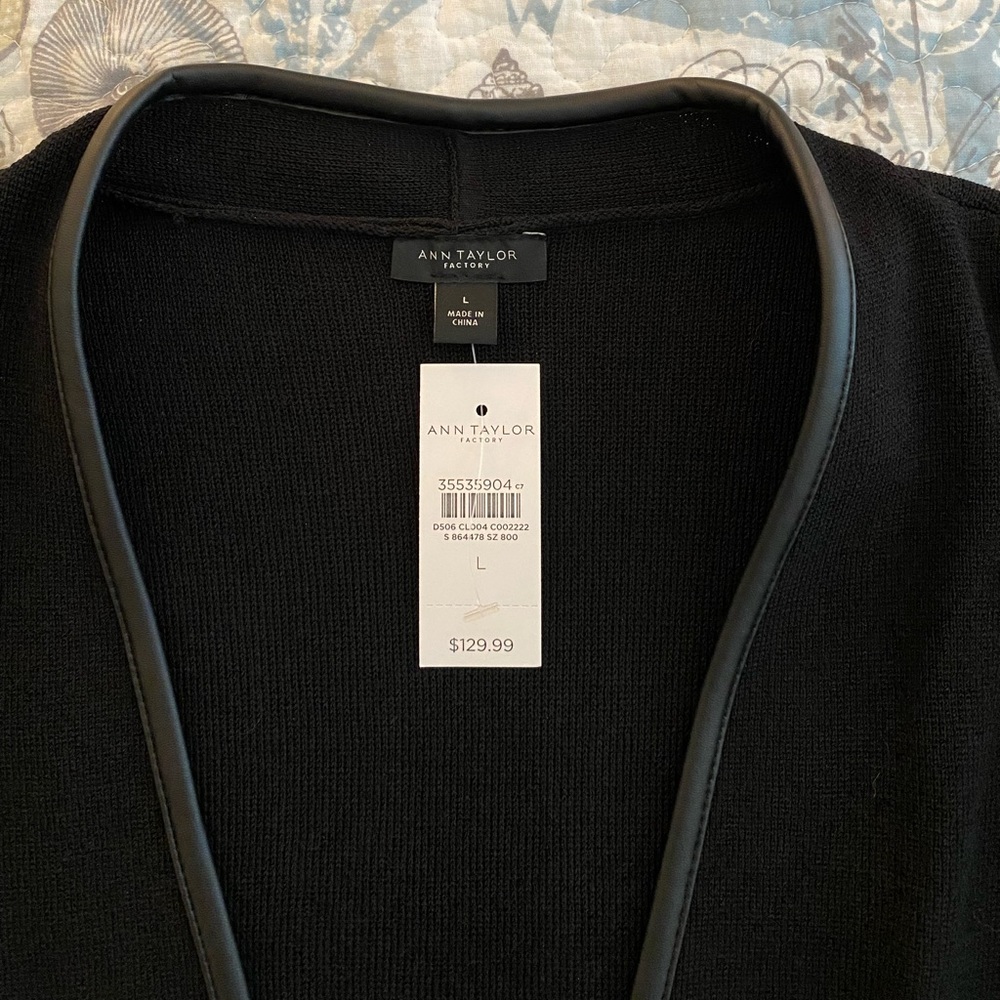 NWT Ann Taylor Factory lightweight black peplum sweater faux leather trim size L - Picture 2 of 5